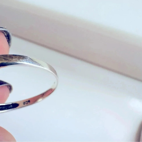 Sterling Silver Heart Skull Ring - Picture 4 of 5